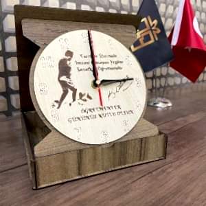  Öğretmenler Gününe Özel Masaüstü Plaket Saat